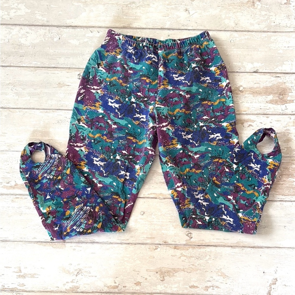 Vintage 80s Women’s Size Medium Stirrup Colorful Abstract Print Leggings Pants
